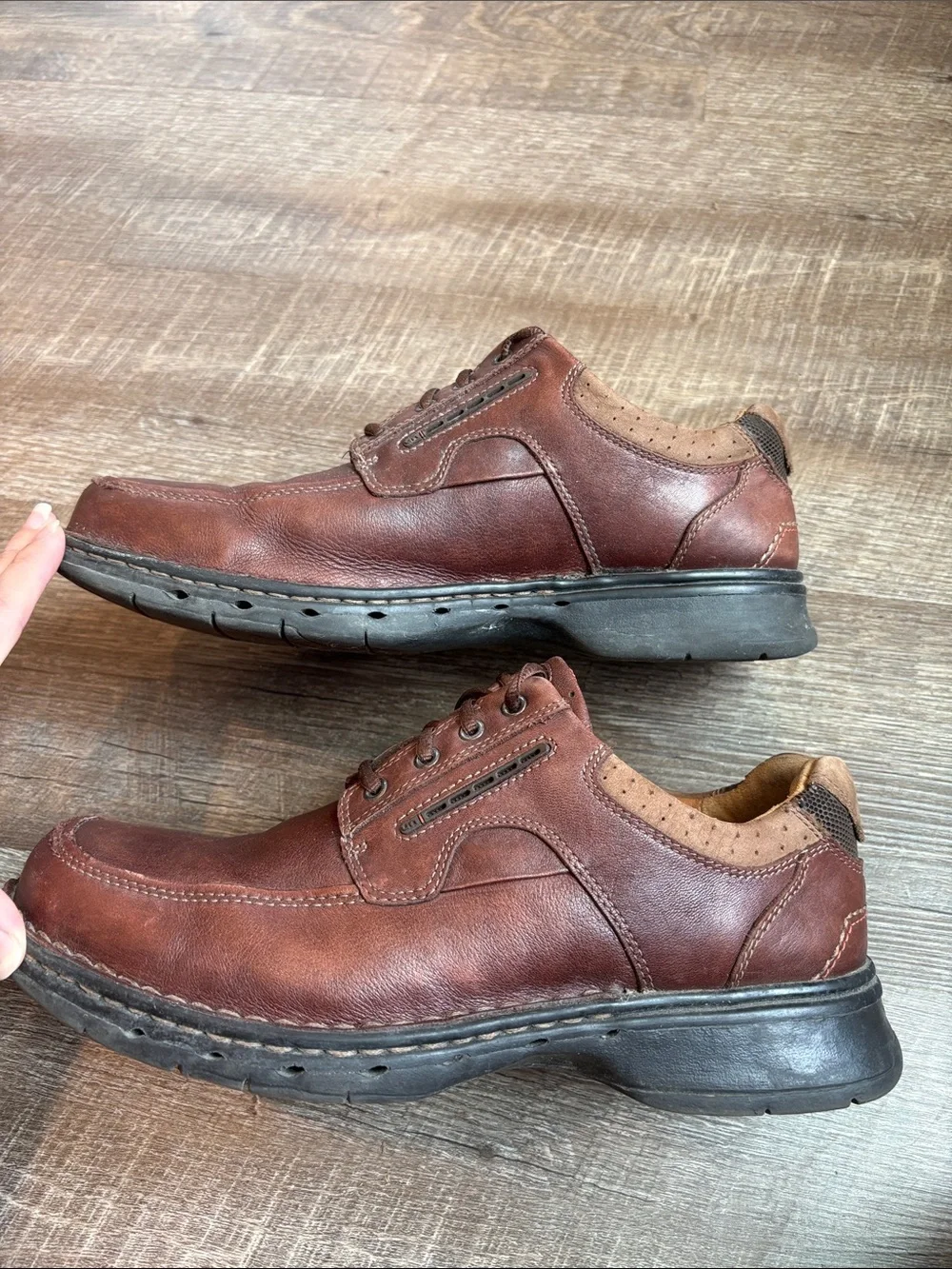 Clark’s Unstructured Un.Bend Oxford Men's 9 Brown Leather Lace-Up Shoes
